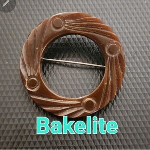Vintage Carved Brown Bakelite Circular Brooch Scarf Pin Estate Jewelry